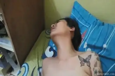 Ngentot Di Kursi Nungging Pasra Lumer Dari Belakang